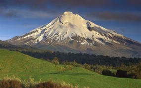 地球瑰宝 大尺寸自然风景壁纸精选 第八辑 Mount Taranaki Taranaki New Zealand 新西兰 塔拉纳基山图片壁纸 地球瑰宝自然风景精选 第八辑 风景壁纸