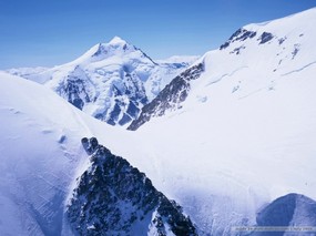 茫茫雪山 雪山山脉 白雪覆盖的山峰 Amazing Desktop of Snowy Mountains 茫茫雪山雪山山脉 风景壁纸