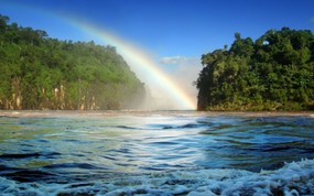世界名胜之旅 美洲篇 巴西 伊瓜苏瀑布彩虹图片 Waterfalls Foz Do Iguacu Parana Brazil jpg 世界名胜之旅美洲篇 风景壁纸