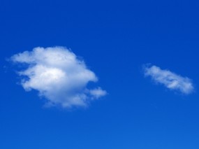  天空中的白云 蓝天白云壁纸 蔚蓝天空-蓝天白云壁纸 风景壁纸