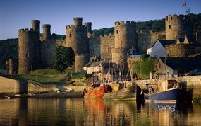 微软必应壁纸 Bing s Best 高清壁纸 英国 康威城堡 Conwy Castle River Conwy Wales UK 微软Windows 7 主题-Bing 高清壁纸 风景壁纸