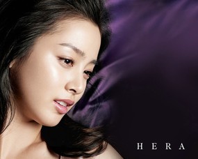 韩国HERA化妆品广告明星代言壁纸 壁纸4 韩国HERA化妆品广 广告壁纸