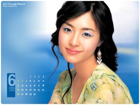  韩国广告模特壁纸 Desktop Calendar of Cosmetic Models 韩国化妆品牌Coreana 广告模特 广告壁纸
