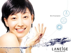 兰芝 laneige化妆品广告壁纸 壁纸10 兰芝(laneige 广告壁纸