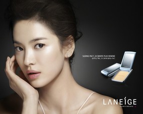 兰芝 laneige化妆品广告壁纸 壁纸25 兰芝(laneige 广告壁纸