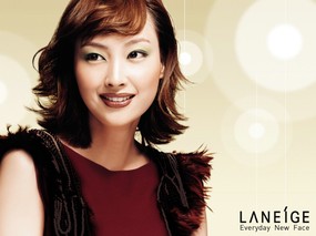 兰芝 laneige化妆品广告壁纸 壁纸29 兰芝(laneige 广告壁纸