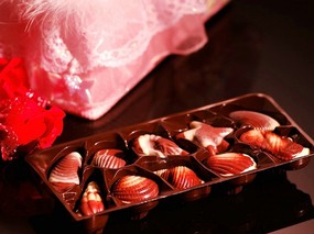 情人节巧克力 情人节巧克力 节日壁纸