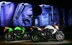 高级大功率摩托跑车宽屏壁纸 壁纸27 高级大功率摩托跑车宽 静物壁纸