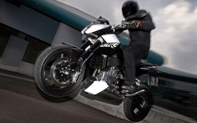 高级大功率摩托跑车宽屏壁纸 壁纸29 高级大功率摩托跑车宽 静物壁纸