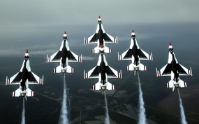 美国空军USAF的雷鸟 USAF Thunderbirds 壁纸13 美国空军USAF的雷 军事壁纸