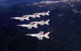 美国空军USAF的雷鸟 USAF Thunderbirds 壁纸19 美国空军USAF的雷 军事壁纸