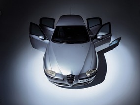 Alfa Romeo 147专辑 Alfa-Romeo-147壁纸 汽车壁纸