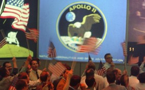 One Giant Leap for Mankind  Splashdown Celebration 成功溅落后的庆祝 阿波罗11号登月40周年纪念壁纸 人文壁纸