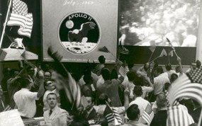 One Giant Leap for Mankind  Mission Control Celebrates After Conclusion of the Apollo 11 Lunar 登月任务结束后的欢庆 阿波罗11号登月40周年纪念壁纸 人文壁纸