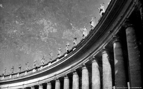 纯粹的光影美学 人文建筑黑白摄影壁纸 Bernini s Piazza Rome 罗马贝尔尼尼广场桌面壁纸 纯粹的光影美学人文建筑黑白摄影壁纸 人文壁纸
