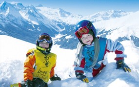 滑雪圣地 阿尔卑斯山度假壁纸 山顶玩雪图片壁纸 滑雪圣地阿尔卑斯山度假壁纸 人文壁纸