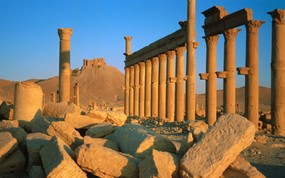 文化之旅 地理人文景观壁纸精选 第一辑 Old Greco Roman City of Palmira at Sunrise Syria 叙利亚 希腊罗马式古城废墟图片壁纸 文化之旅地理人文景观(一) 人文壁纸