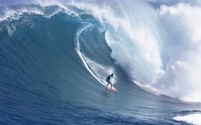 文化之旅 地理人文景观壁纸精选 第一辑 Yuri Farrant Surfs Huge Wave at Jaws Maui Hawaii 夏威夷 毛伊岛冲浪图片壁纸 文化之旅地理人文景观(一) 人文壁纸