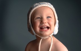  可爱婴儿摄影 童帽小宝宝图片壁纸 爱与纯真-可爱婴儿儿童摄影壁纸 摄影壁纸