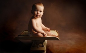  可爱婴儿摄影 宝宝称重图片壁纸 爱与纯真-可爱婴儿儿童摄影壁纸 摄影壁纸