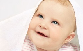 可爱Baby婴儿宽屏高清壁纸 壁纸9 可爱Baby婴儿宽屏 系统壁纸